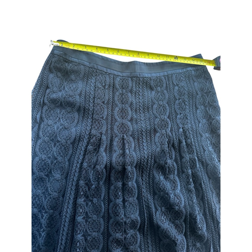 Ann Taylor Black Lace Overlay A-Line Skirt Size 8 Lined Midi Dressy Classy Chic - Picture 5 of 11